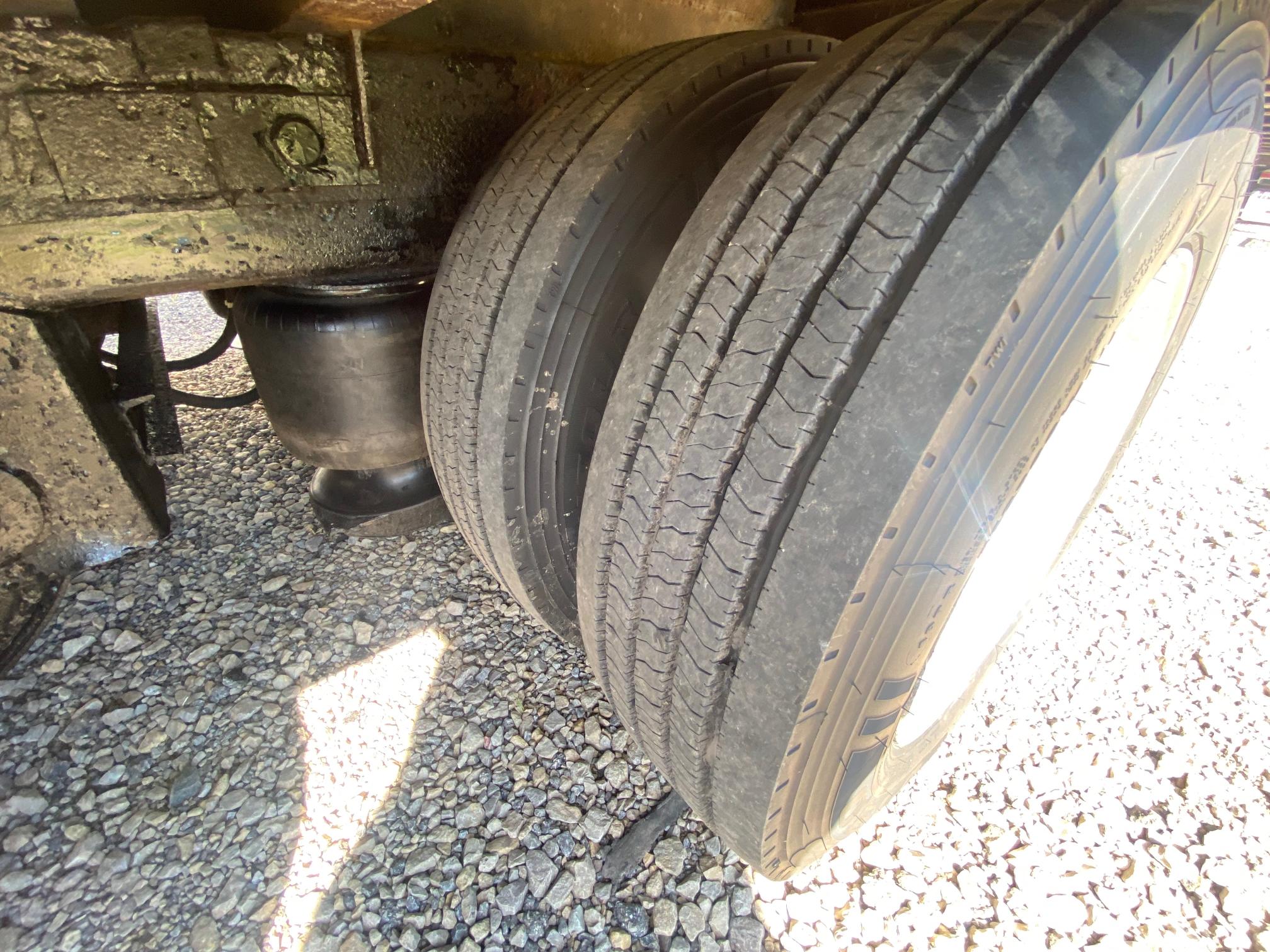 1995 GREAT DANE Race - Image 19